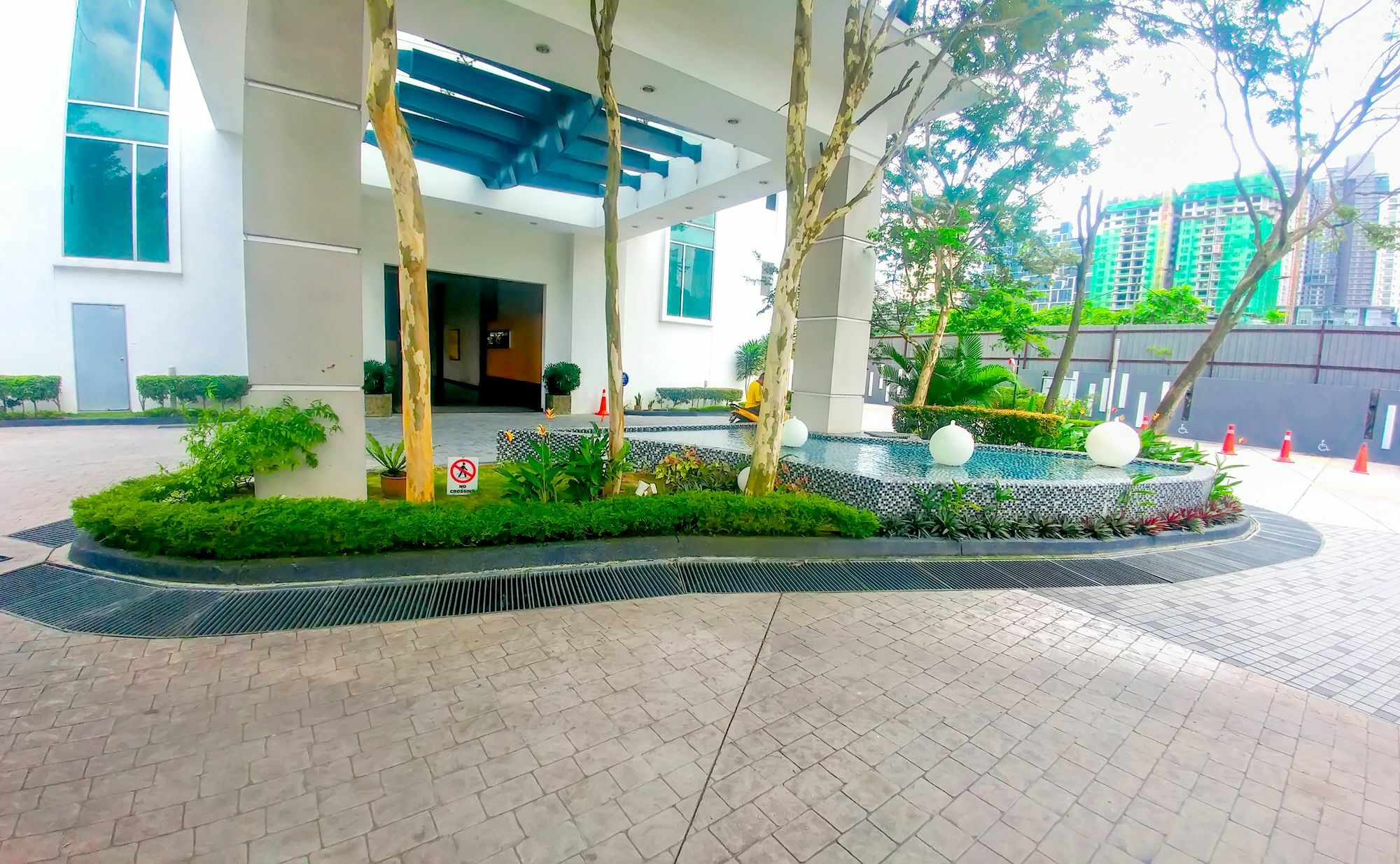 Mont Kiara @ Aston Kiara 3 Apartment Bukit Damansara Exterior photo